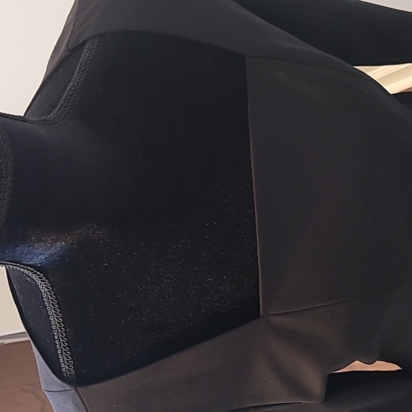 Ann Taylor - Picture 8 of 11